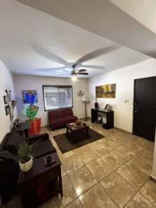 Casa en venta con 2 departamentos independientes 31